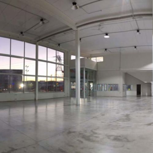 Edificio comercial   Ferrocentro