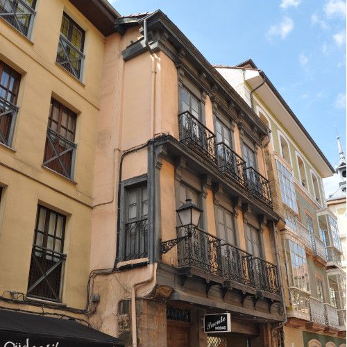Edificio Residencial en Calles Magdalena/Fierro, Oviedo, Asturias